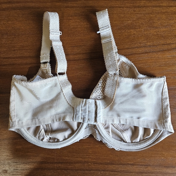 34J / 34GG Elomi Carmen Plunge Bra - Picture 2 of 6